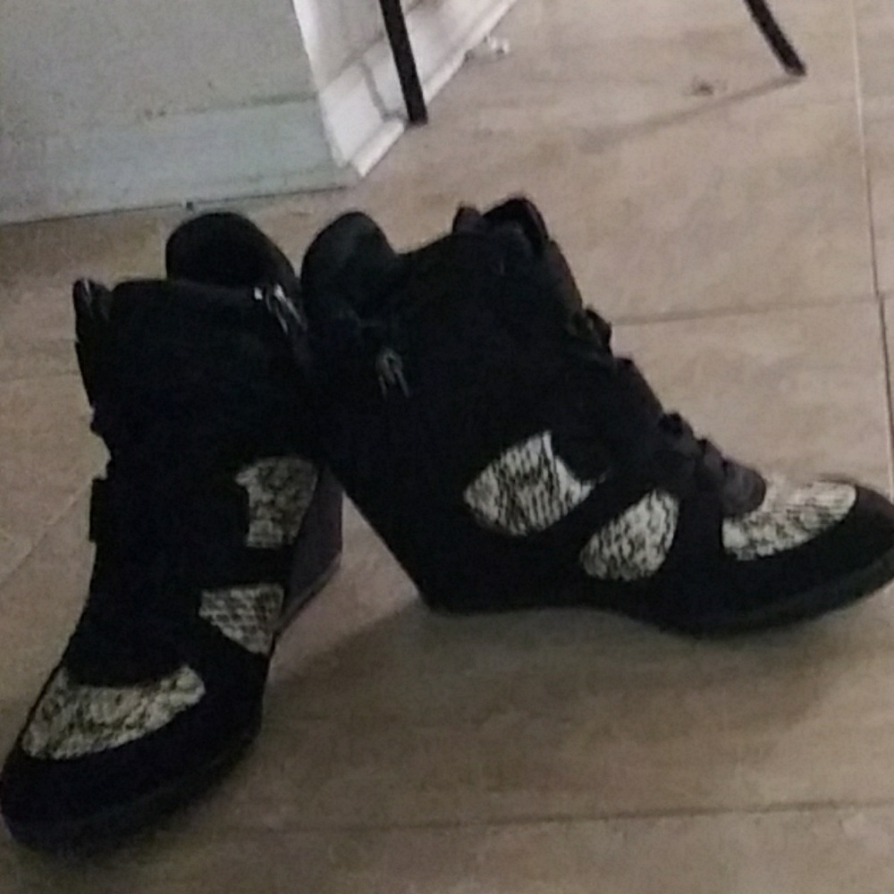 High heel tennis shoes